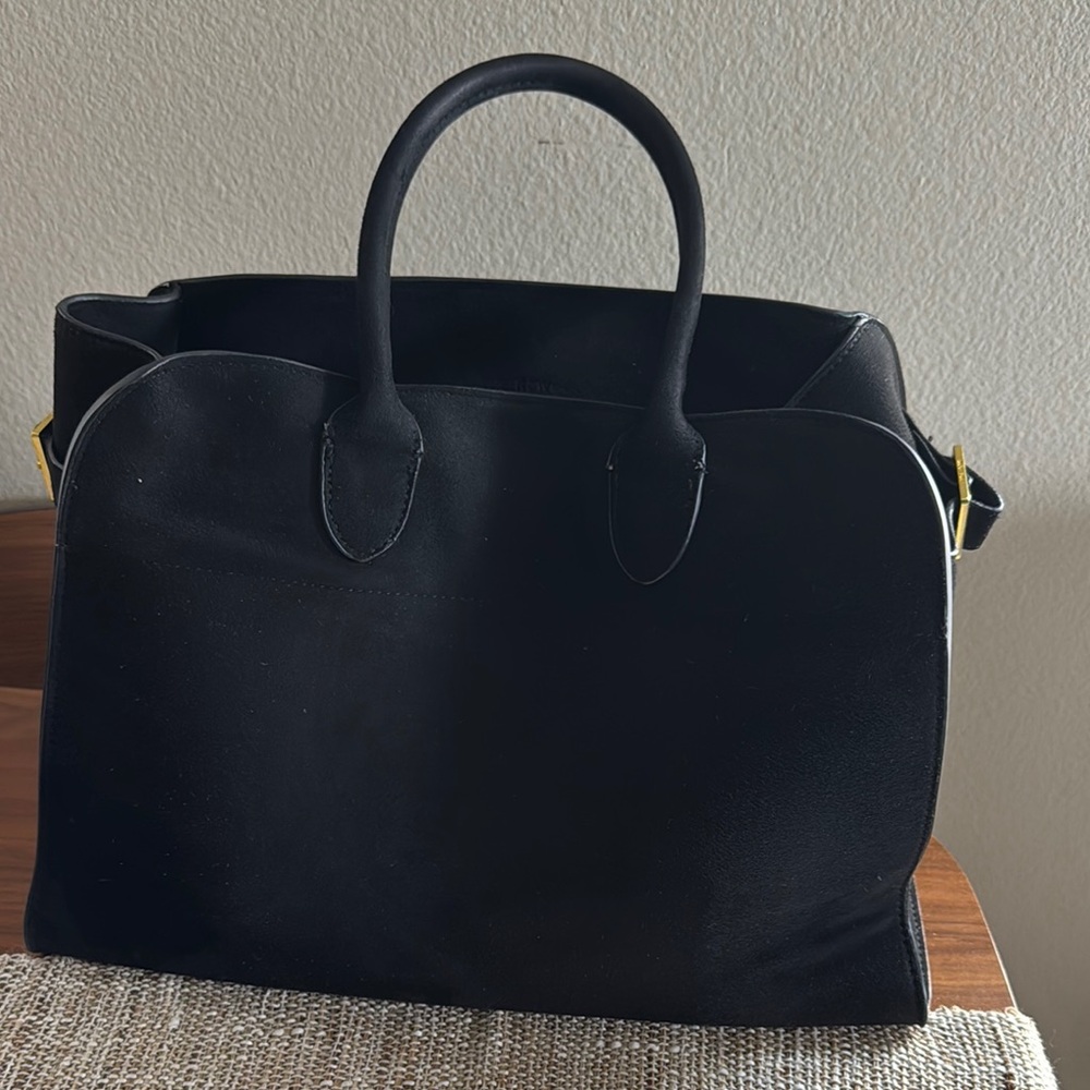 Elegant Black Handbag